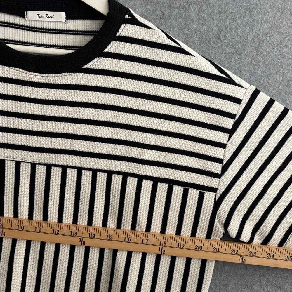 NEW Short Sleeve Round Neck Striped
Cloudy Knit Top M Ivory/Black - Picture 8 of 9